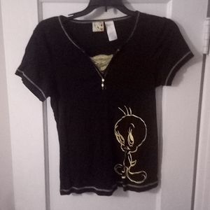 Us black Tweety Bird shirt